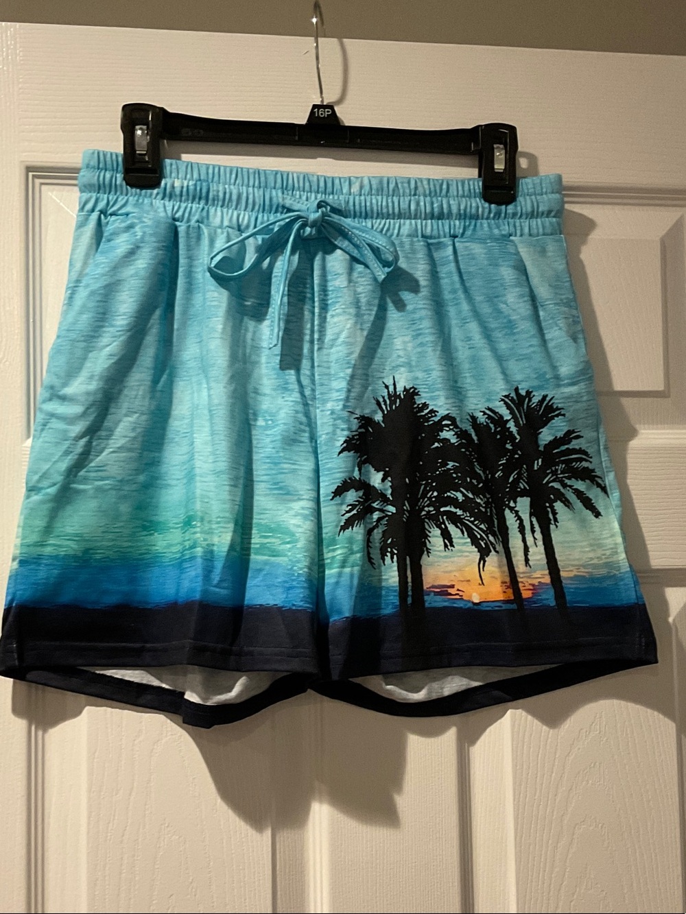 Women’s Tropical Palm Print Drawstring Shorts - Aqua